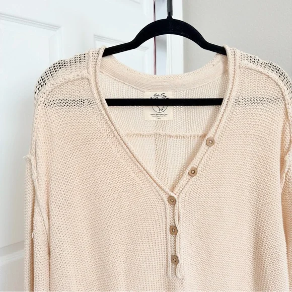 Free People We The Free Firefly Oversized Knit Tunic Sweater Ivory Size XS - Picture 4 of 10